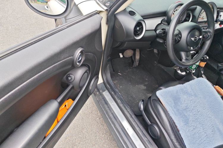 Used MINI 2011 1.6L COOPER Fun Driver Seat