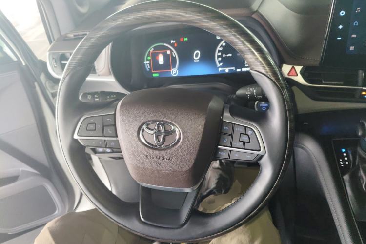 Used Toyota Granvia 2022 2.5L Hybrid Flagship Edition