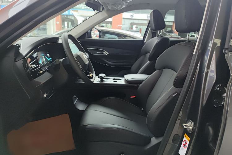 Used Changan X7 PLUS 2024 1.5T Automatic Luxury 7-Seater
