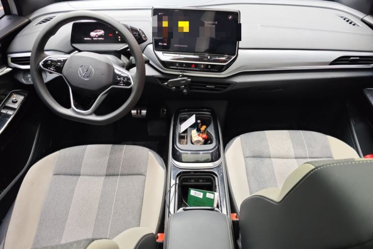 Used Volkswagen ID.4 CROZZ 2022 Long-Range PURE+ Edition Center Console