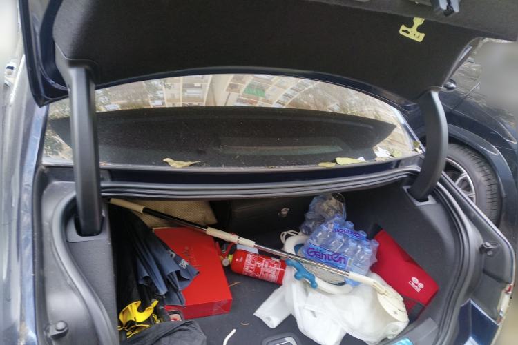 Used Lincoln Continental 2017 2.0T Two-Wheel-Drive Luxury Edition Trunk