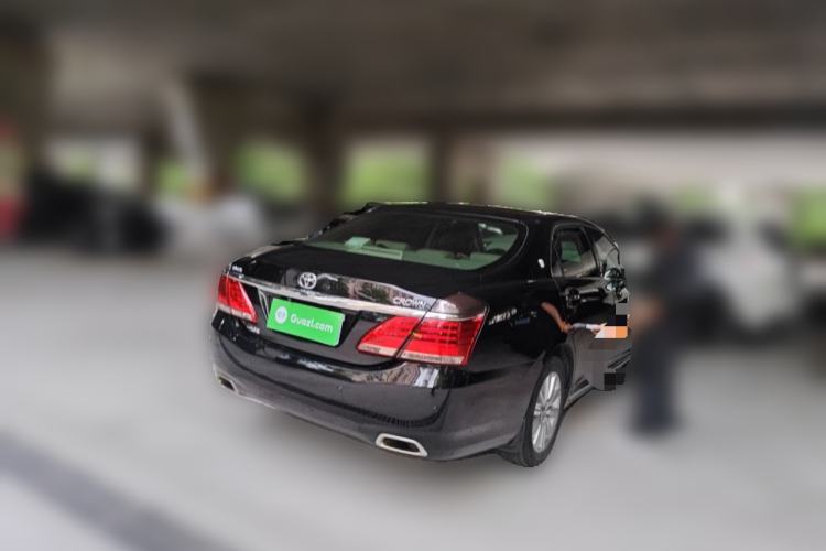 Used Toyota Crown 2012 2.5L Royal Leather Edition Rear Right 45 Deg