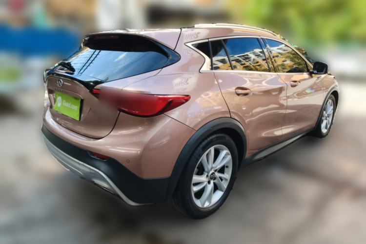 Used Infiniti QX30 2017 1.6T Two-Wheel Drive Fashion Edition Rear Right 45 Deg