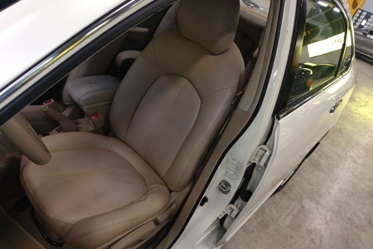 Used Nissan Sylphy 2016 Classic 1.6XE Manual Comfort Edition Left Front Seat