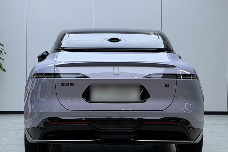 Used Avatr 06 2025 Pro Range-Extended Edition Exterior 5