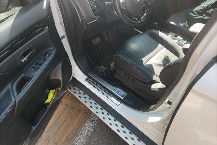 Used Mitsubishi Outlander 2018 2.4L 4x4 Elite Edition 5 Seats
