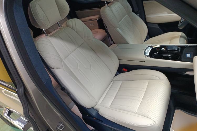 Used Zeekr 009 2022 WE Edition
