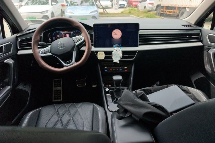 Used Volkswagen Tiguan L 2024 330TSI Automatic Two-Wheel Drive R-Line Enhanced Edition
