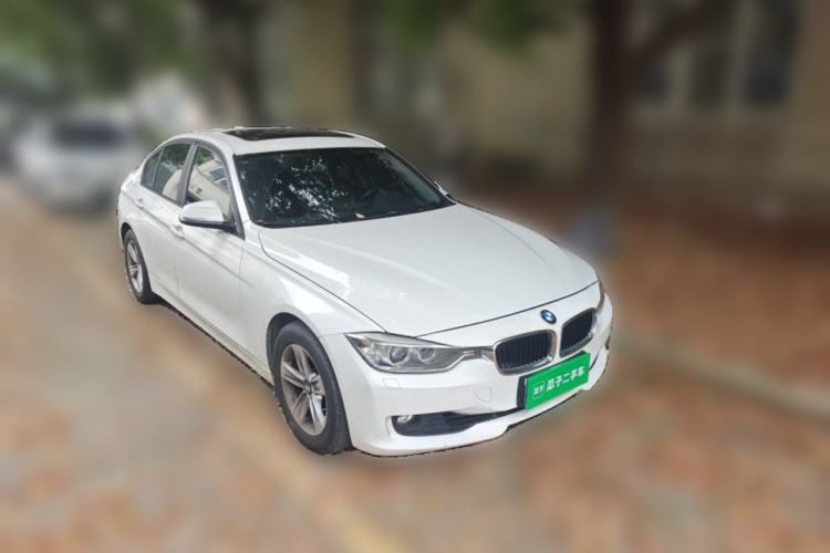 Used BMW 3 Series 2013 320i Sport Edition Front Right 45 Deg