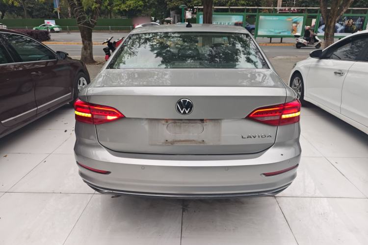 Used Volkswagen Lavida 2019 1.5L Automatic Comfort Edition China VI Standard Rear