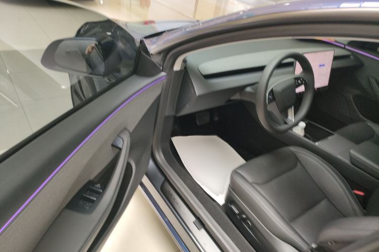 Used Tesla Model 3 2025 Rear-Wheel-Drive Version