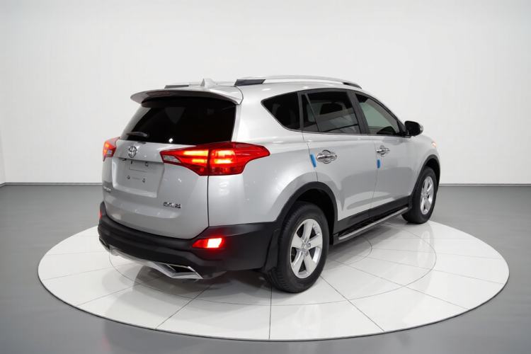 Used Toyota RAV4 2013 2.0L CVT Two-Wheel Drive Urban Edition
