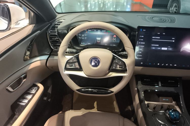 Used BYD Han 2024 EV Glory Edition 506KM Front-Wheel-Drive Premium Model Steering Wheel