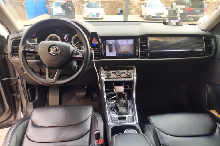 Used Skoda Kodiaq 2018 Facelifted TSI330 5-Seater Two-Wheel-Drive Luxury Enjoyment Edition
