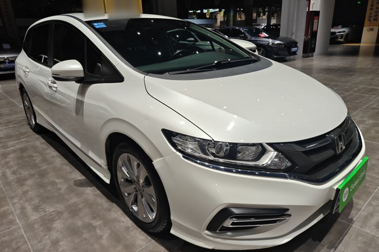 Used Honda Jade 2017 1.8L automatic Comfort version 5 seats
