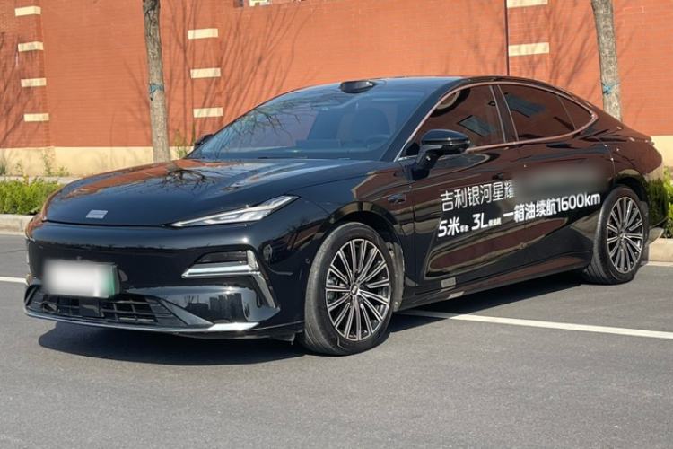 Used Geely Galaxy 8 2025 130km EM-P Starship Edition