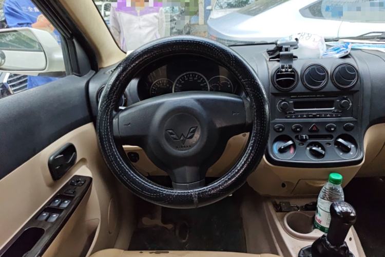 Used Wuling Hongguang 2010 1.4L Luxury Model Steering Wheel