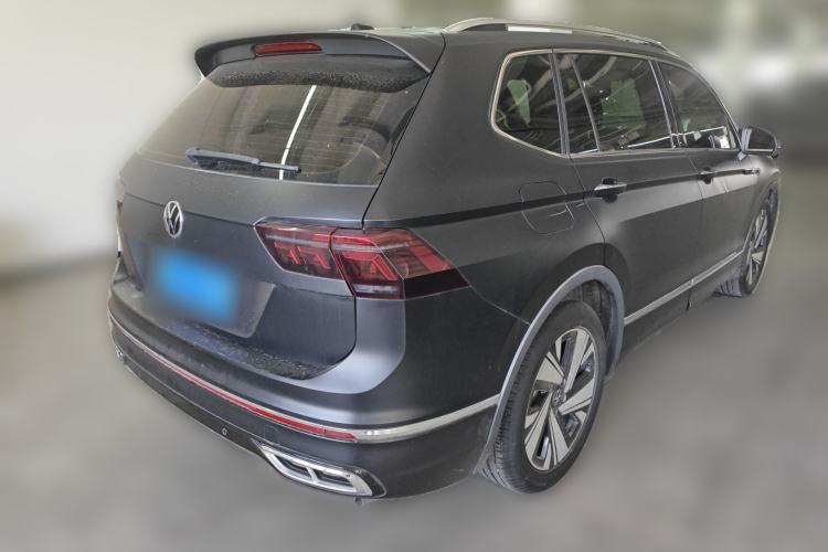 Used Volkswagen Tiguan L 2023 Restyled 330TSI Automatic Two-Wheel Drive R-Line Enhanced Comfort Version Rear Right 45 Deg
