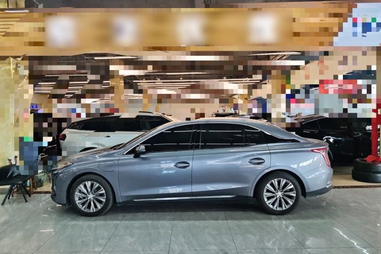 Used Hongqi E-QM5 2024 610 km PLUS