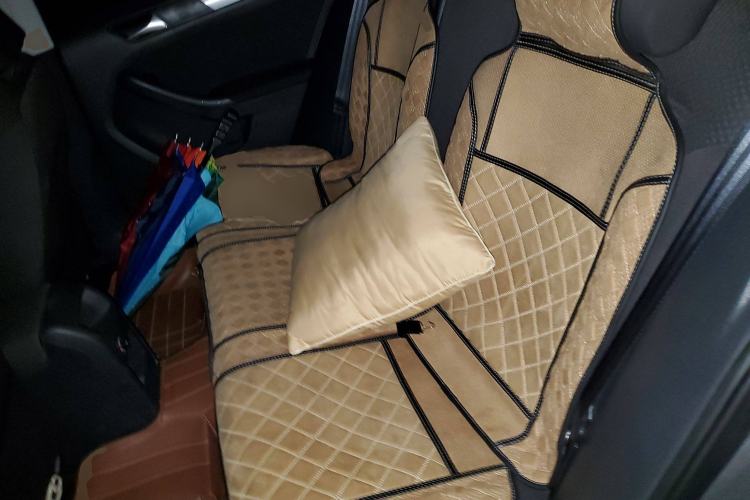 Used Volkswagen Sagitar 2012 1.6L Manual Fashion Edition
