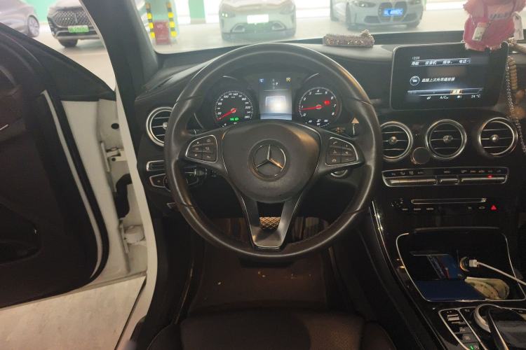 Used Mercedes-Benz GLC 2017 GLC 260 4MATIC Dynamic Edition