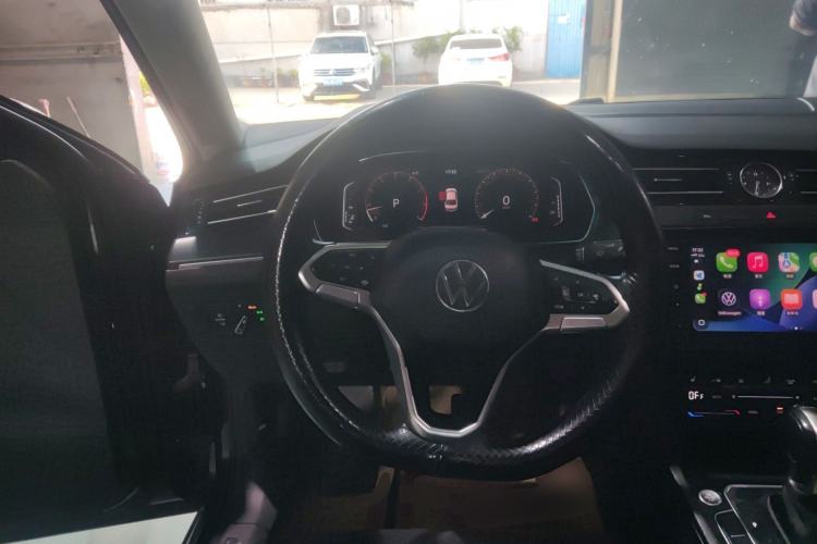 Used Volkswagen Magotan 2020 330TSI DSG Luxury Edition Steering Wheel