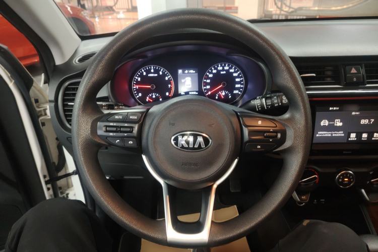 Used Kia KX Cross 2017 1.4L AT GLS
