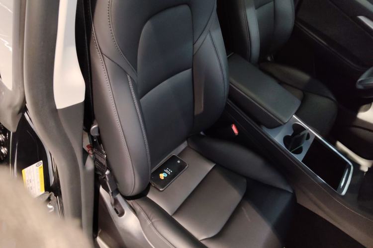 Used Tesla Model Y 2024 Rear-Wheel-Drive Version
