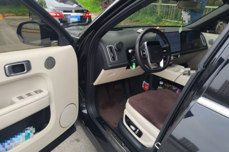 Used Li Auto L9 2022 Max model
