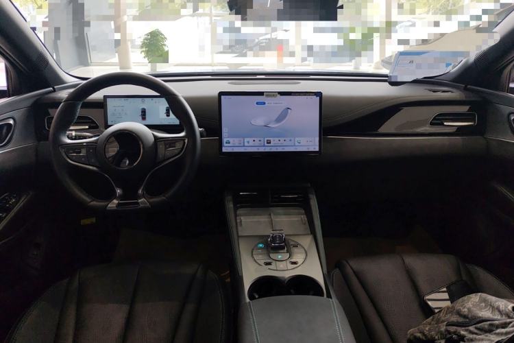 Used BYD Seal 06 New Energy 2025 DM-i Smart Drive 120KM Deluxe Model Center Console