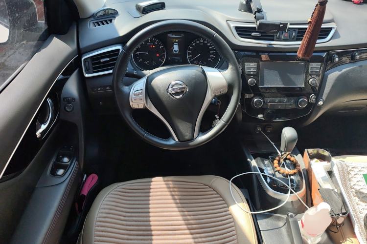 Used Nissan Qashqai 2017 2.0L CVT Smart Enjoyment Version China VI Standard Steering Wheel