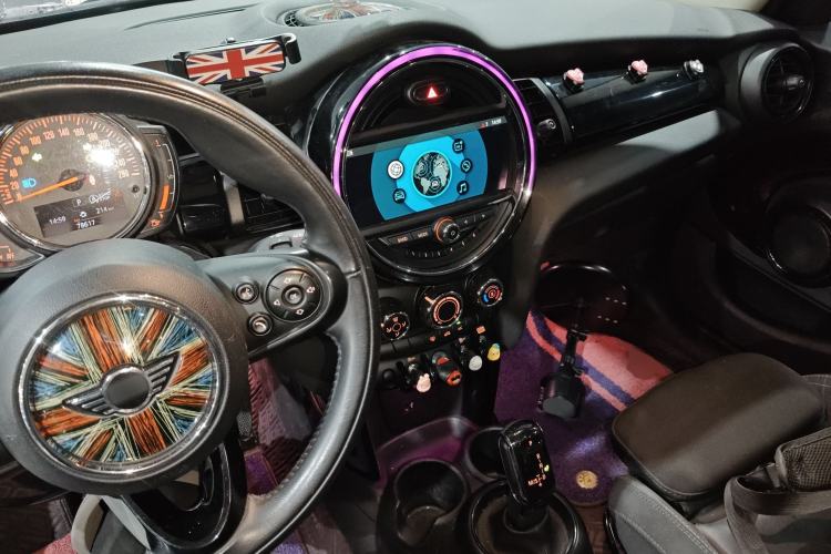 Used MINI MINI 2018 1.5T COOPER Classic Edition Five-Door Version