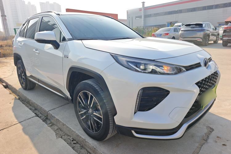 Used Toyota Wildlander New Energy 2024 2.5L Smart Plug-in Dual-Motor Two-Wheel Drive Powerful Engine