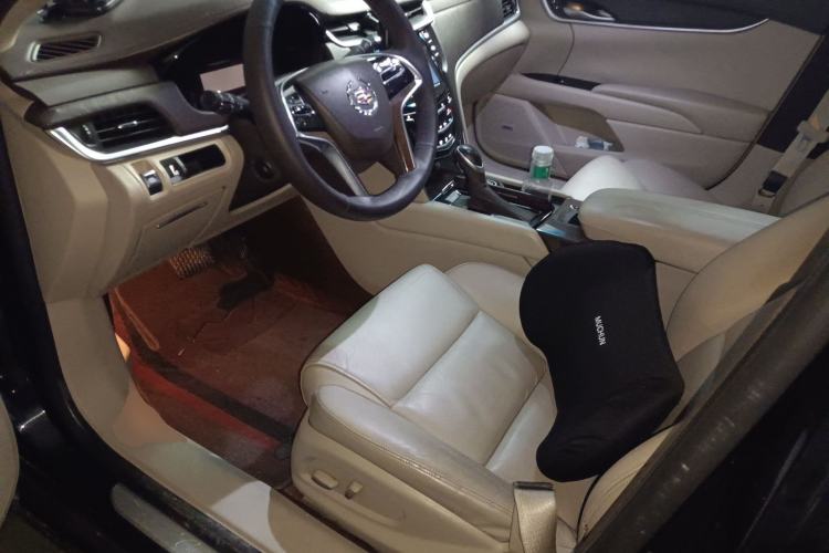 Used Cadillac XTS 2013 28T Comfort Model Left Front Seat