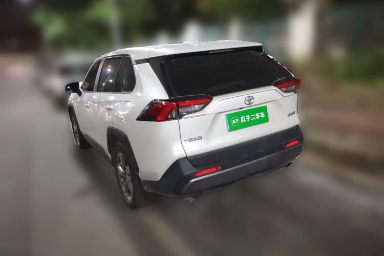 Used Toyota RAV4 2022 2.0L CVT Two-Wheel Drive Fashion Edition Rear Left 45 Deg