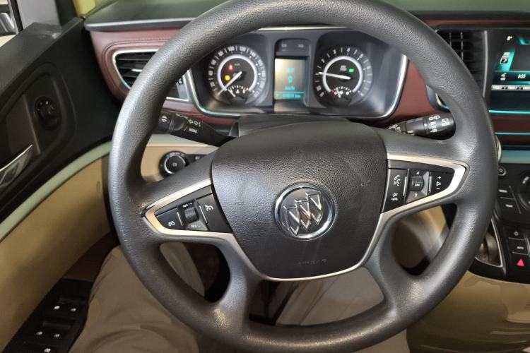 Used Buick GL8 2017 25S Comfort Version China V Standard