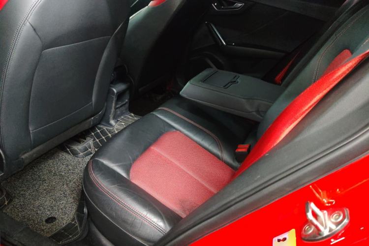 Used Audi Q2L 2020 35 TFSI Fashion Dynamic Model
