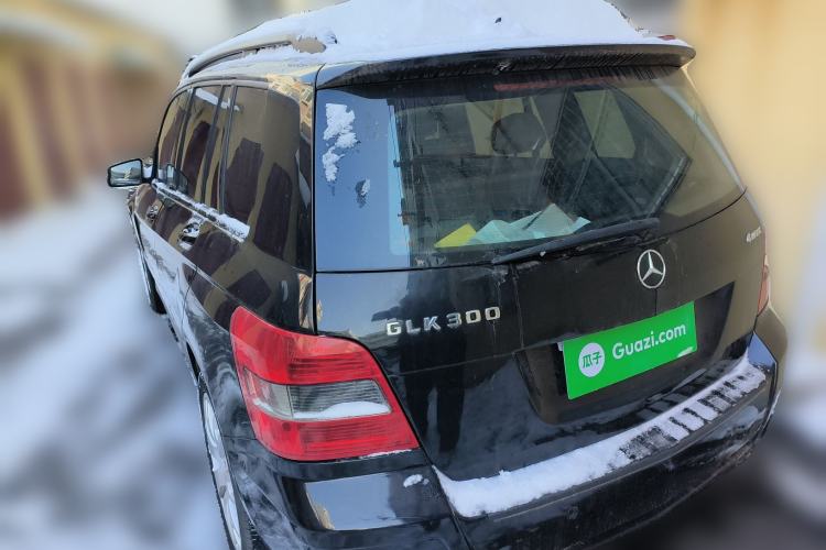 Used Mercedes-Benz GLK-Class 2011 GLK 300 4MATIC Fashion Model