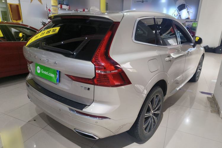 Used Volvo XC60 2021 T5 4x4 Smart Luxury Edition