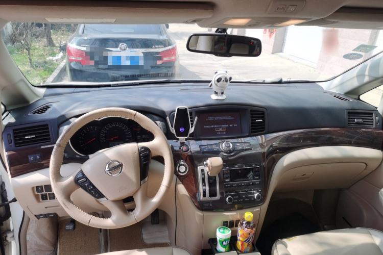 Used Nissan Quest 2015 3.5L SL
