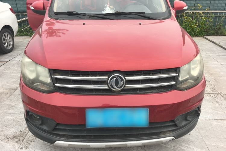 Used Dongfeng Fengon 360 2015 1.5L Manual Luxury 7-Seater China IV Standard
