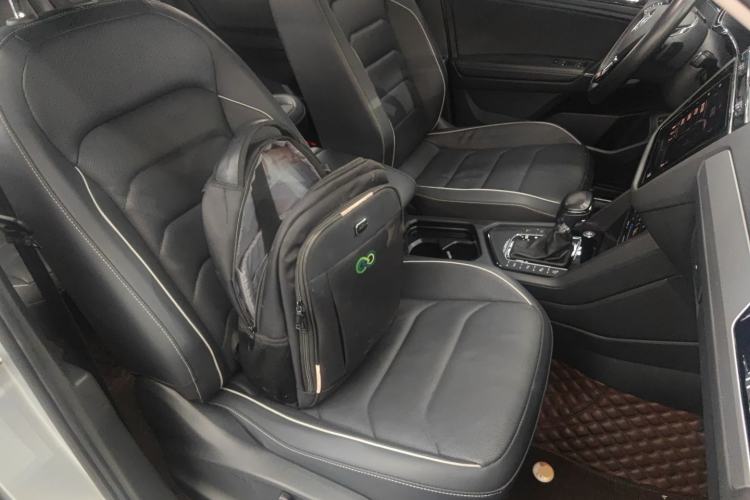 Used Volkswagen Tiguan L New Energy 2020 430 PHEV Plug-in Hybrid Flagship Edition Right Front Seat