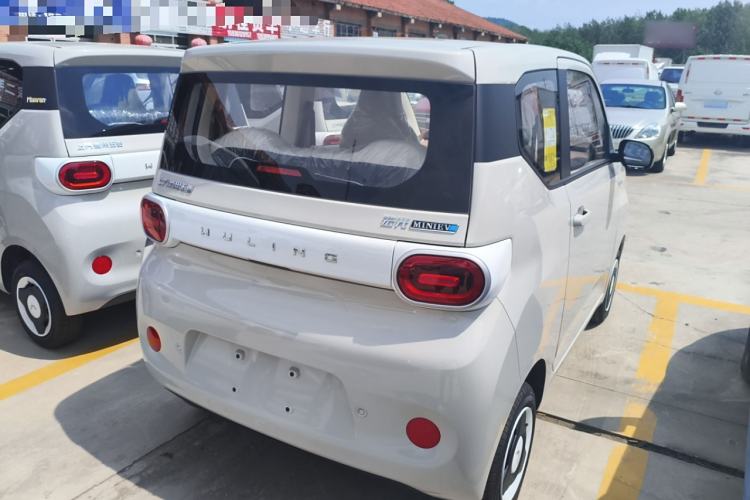 Used Wuling Hongguang MINIEV 2024 3rd Generation 215km Youth Edition