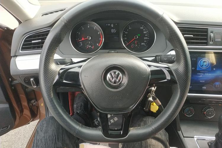 Used Volkswagen Lamando 2017 230TSI DSG Fashion Edition