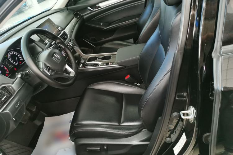 Used Honda Accord 2018 260TURBO Elite Edition China VI Left Front Seat