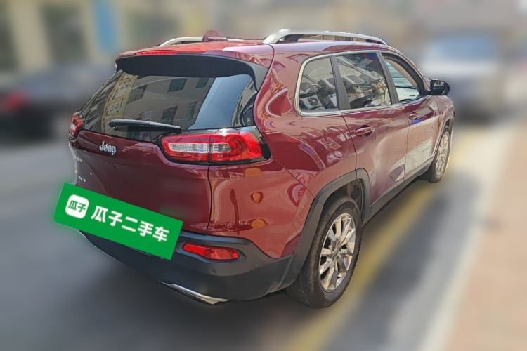 Used Jeep Cherokee 2016 2.4L Superior Edition