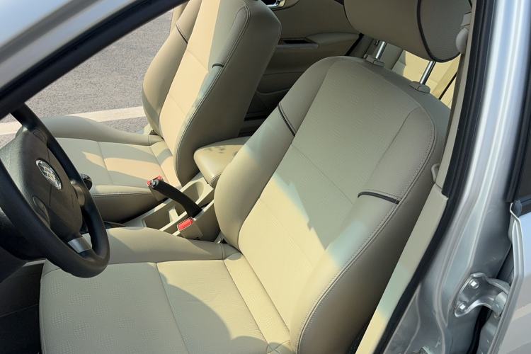 Used Buick Excelle 2013 1.5L Manual Classic Model