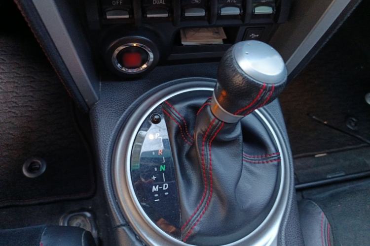 Used Toyota 86 2013 2.0L Automatic Luxury Version