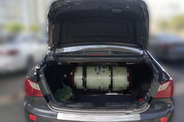 Used Hyundai Sonata 2014 2.4L Automatic Leading Edition China IV Standard Trunk