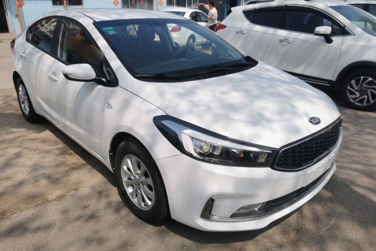 Used Kia K3 2016 1.6L Manual GL Front Right 45 Deg